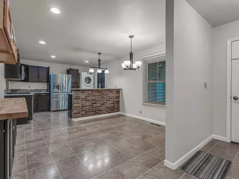 Entry Way - 37173 Serpentine Ln, Burney, CA 96013 photo 2 of 3