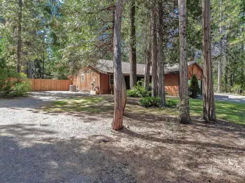 Exterior - 37173 Serpentine Ln, Burney, CA 96013 photo 3 of 15