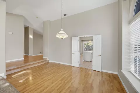 Living - 1413 River Ridge Dr, Redding, CA 96003 photo 3 of 6