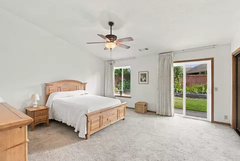 Bedroom - 3630 Wasatch Dr, Redding, CA 96001 photo 1 of 6
