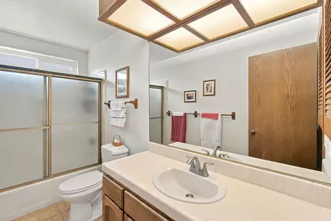 Bath - 3630 Wasatch Dr, Redding, CA 96001 photo 2 of 2