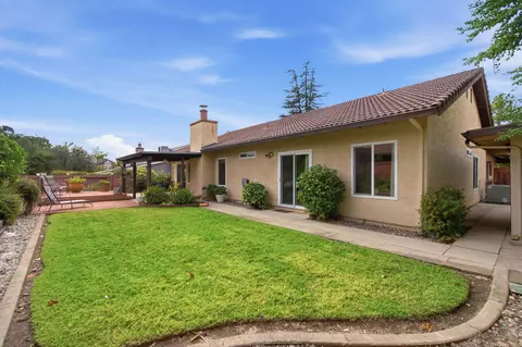 Exterior - 3630 Wasatch Dr, Redding, CA 96001 photo 7 of 15