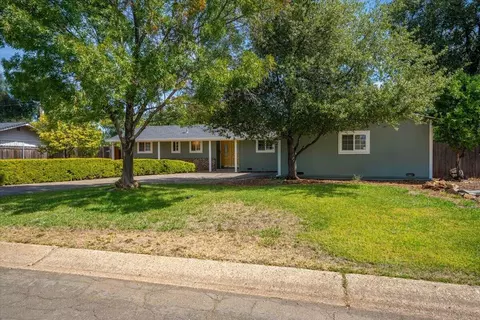Exterior - 3845 Loustalot Way, Redding, CA 96002 photo 10 of 12