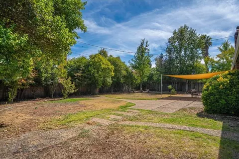 Exterior - 3845 Loustalot Way, Redding, CA 96002 photo 4 of 12