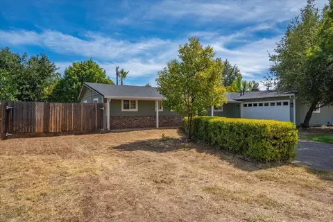 Exterior - 3845 Loustalot Way, Redding, CA 96002 photo 12 of 12