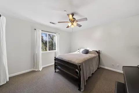 Bedroom - 2115 Hawn Ave, Redding, CA 96002 photo 3 of 3