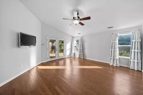 Other - 2115 Hawn Ave, Redding, CA 96002 photo 10 of 18