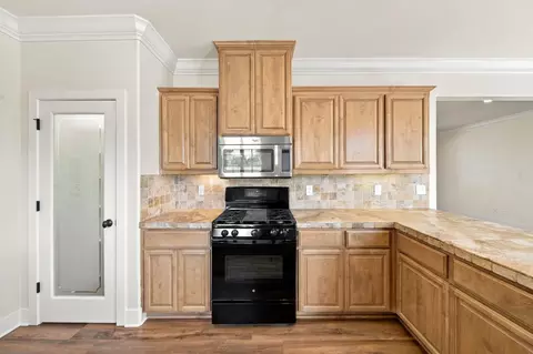 Kitchen - 5537 Diamond Ridge Dr, Redding, CA 96003 photo 3 of 3