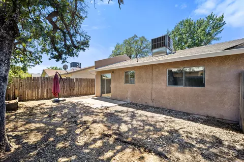 Exterior - 5574 Mountain View Dr, Redding, CA 96003 photo 5 of 7
