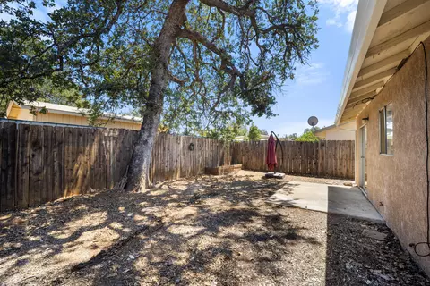Exterior - 5574 Mountain View Dr, Redding, CA 96003 photo 4 of 7