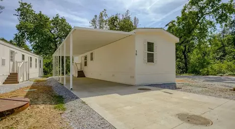 19555 Tunnel Rd, Redding, CA 96003