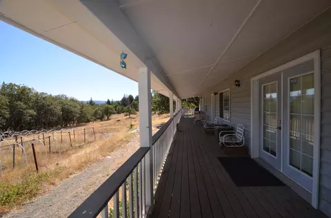 Exterior - 140 Demos Ct, Hayfork, CA 96041 photo 8 of 9