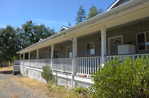 Exterior - 140 Demos Ct, Hayfork, CA 96041 photo 3 of 9