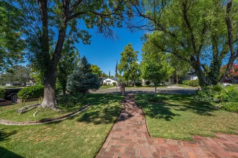 Exterior - 222 Treasure Dr, Red Bluff, CA 96080 photo 11 of 16