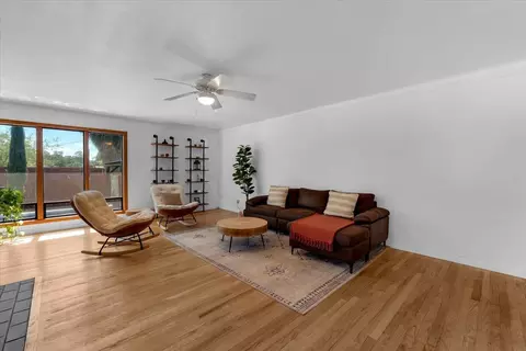 Living - 222 Treasure Dr, Red Bluff, CA 96080 photo 3 of 4