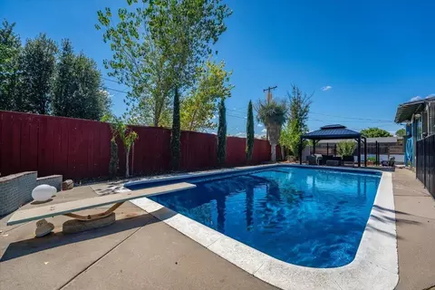 Exterior - 222 Treasure Dr, Red Bluff, CA 96080 photo 6 of 16