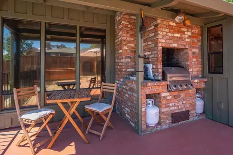 Exterior - 222 Treasure Dr, Red Bluff, CA 96080 photo 4 of 16