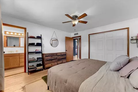 Bedroom - 222 Treasure Dr, Red Bluff, CA 96080 photo 2 of 4