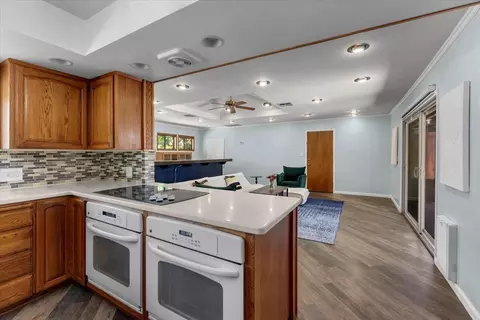 Kitchen - 222 Treasure Dr, Red Bluff, CA 96080 photo 4 of 5