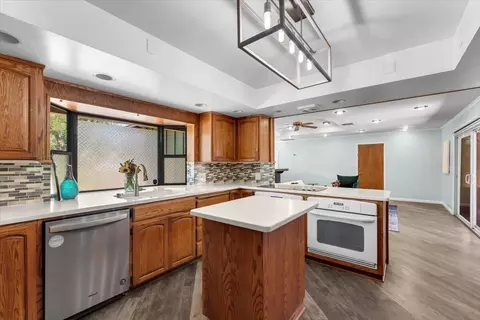 Kitchen - 222 Treasure Dr, Red Bluff, CA 96080 photo 1 of 5