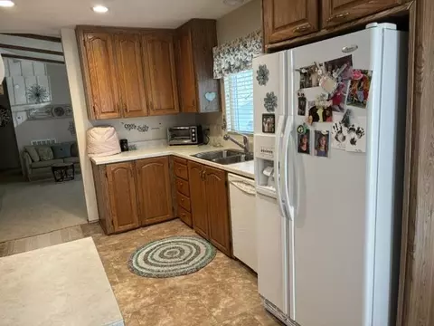 394 Logwood Dr, Redding, CA 96003 photo 8