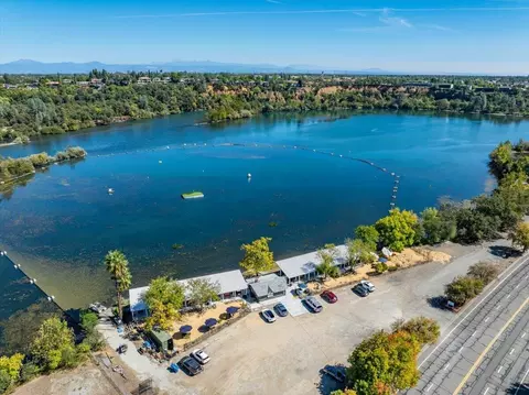 View/Area - 2266 Washington Ave, Redding, CA 96001 photo 4 of 4