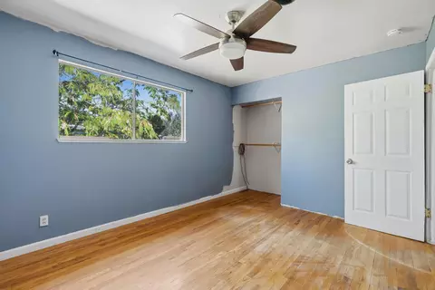 Bedroom - 1232 Scenic Way, Redding, CA 96001 photo 3 of 5