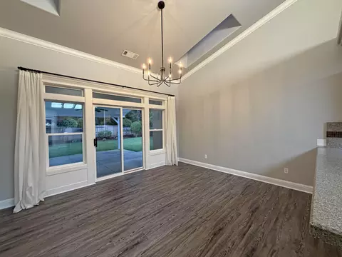 Dining - 4084 Calliope Ct, Redding, CA 96002 photo 1 of 1