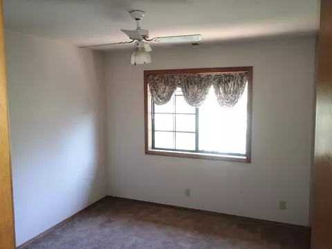 Bedroom - 19272 Bjan Ln, Redding, CA 96003 photo 3 of 4