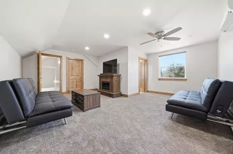 13070 S Fork Rd, Igo, CA 96047 photo 33