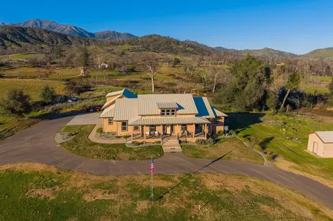 13070 S Fork Rd, Igo, CA 96047 photo 7