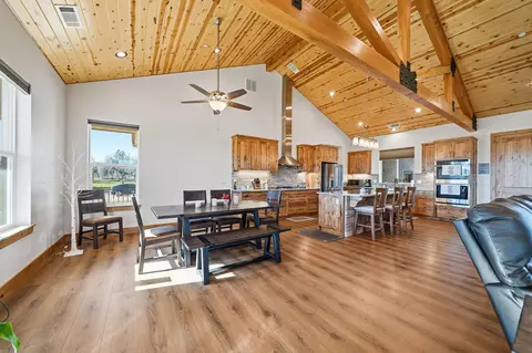 13070 S Fork Rd, Igo, CA 96047 photo 10