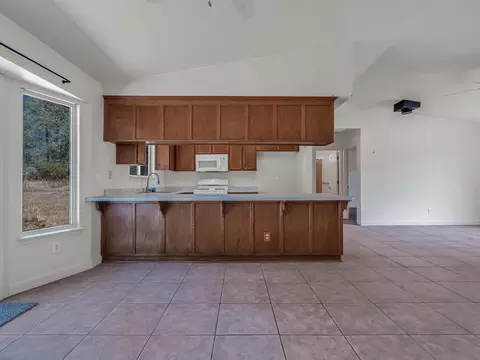 Kitchen - 27178 Dersch Rd, Shingletown, CA 96088 photo 2 of 4