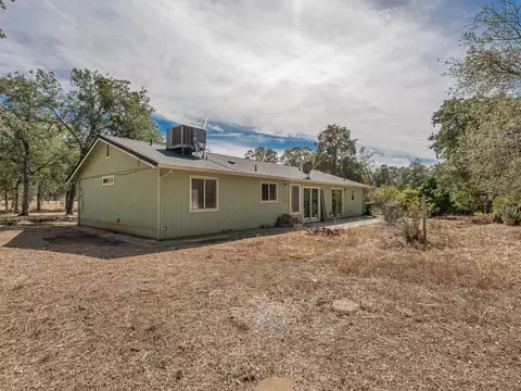 Exterior - 27178 Dersch Rd, Shingletown, CA 96088 photo 1 of 3