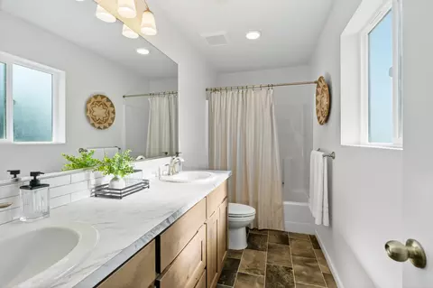15783 Gold Mine Ln, Redding, CA 96001 photo 17
