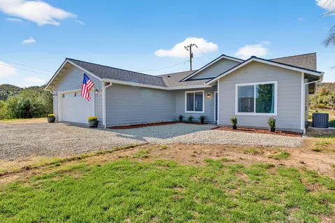 15783 Gold Mine Ln, Redding, CA 96001 photo 3