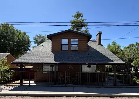 570 Lowry St, Susanville, CA 96130