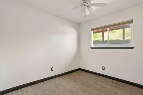 Bedroom - 3496 Summit Dr, Redding, CA 96001 photo 1 of 5
