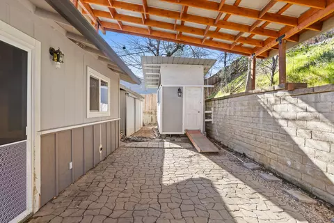 Exterior - 3496 Summit Dr, Redding, CA 96001 photo 3 of 6