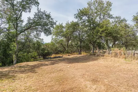 Exterior - 2624 Howard Dr, Redding, CA 96001 photo 14 of 15