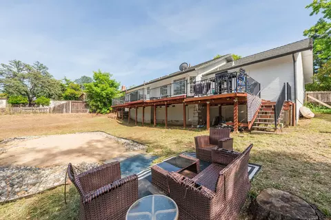 Exterior - 2624 Howard Dr, Redding, CA 96001 photo 7 of 15