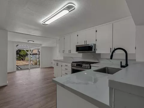 Kitchen - 36770 Woods Ave, Burney, CA 96013 photo 2 of 4