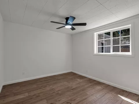 Bedroom - 36770 Woods Ave, Burney, CA 96013 photo 4 of 9