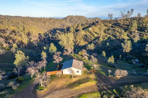 215 Tolowa Rd, Igo, CA 96047 photo 19