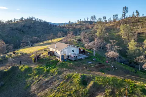 215 Tolowa Rd, Igo, CA 96047 photo 17
