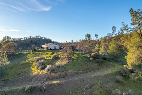 215 Tolowa Rd, Igo, CA 96047 photo 16