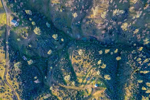 215 Tolowa Rd, Igo, CA 96047 photo 9