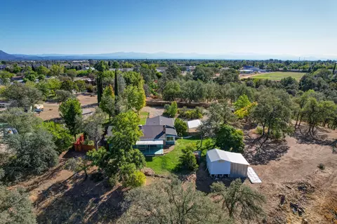 View/Area - 3295 Santa Rosa Way, Redding, CA 96003 photo 2 of 2