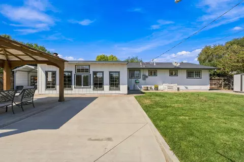 Exterior - 260 Gurnsey Dr, Red Bluff, CA 96080 photo 8 of 11