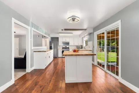 Kitchen - 260 Gurnsey Dr, Red Bluff, CA 96080 photo 1 of 6